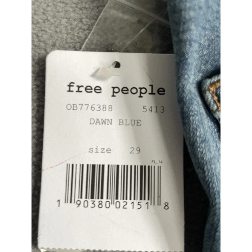 Free People We the Free Dawn Blue Flair Jeans New! 29x31‎ Stretch